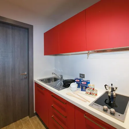 International & Apartment Sirmione