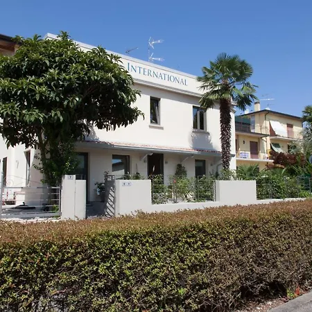 Apartment International & *