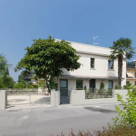 International & Apartament *
