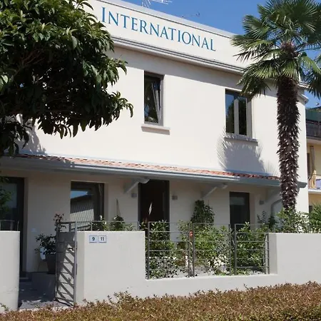 Apartament International & Sirmione