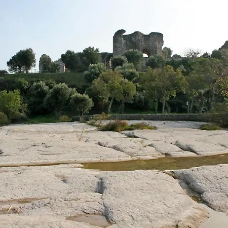 International & Sirmione